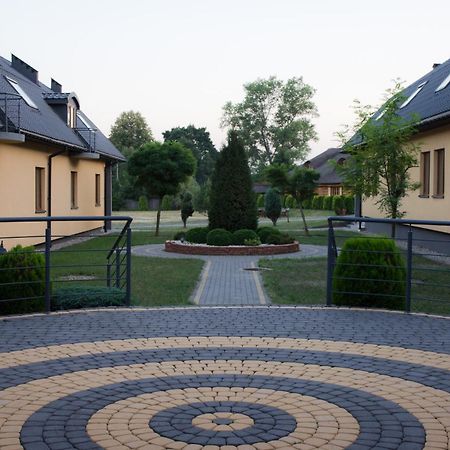 Hotel Paradiso Suchedniów Eksteriør billede