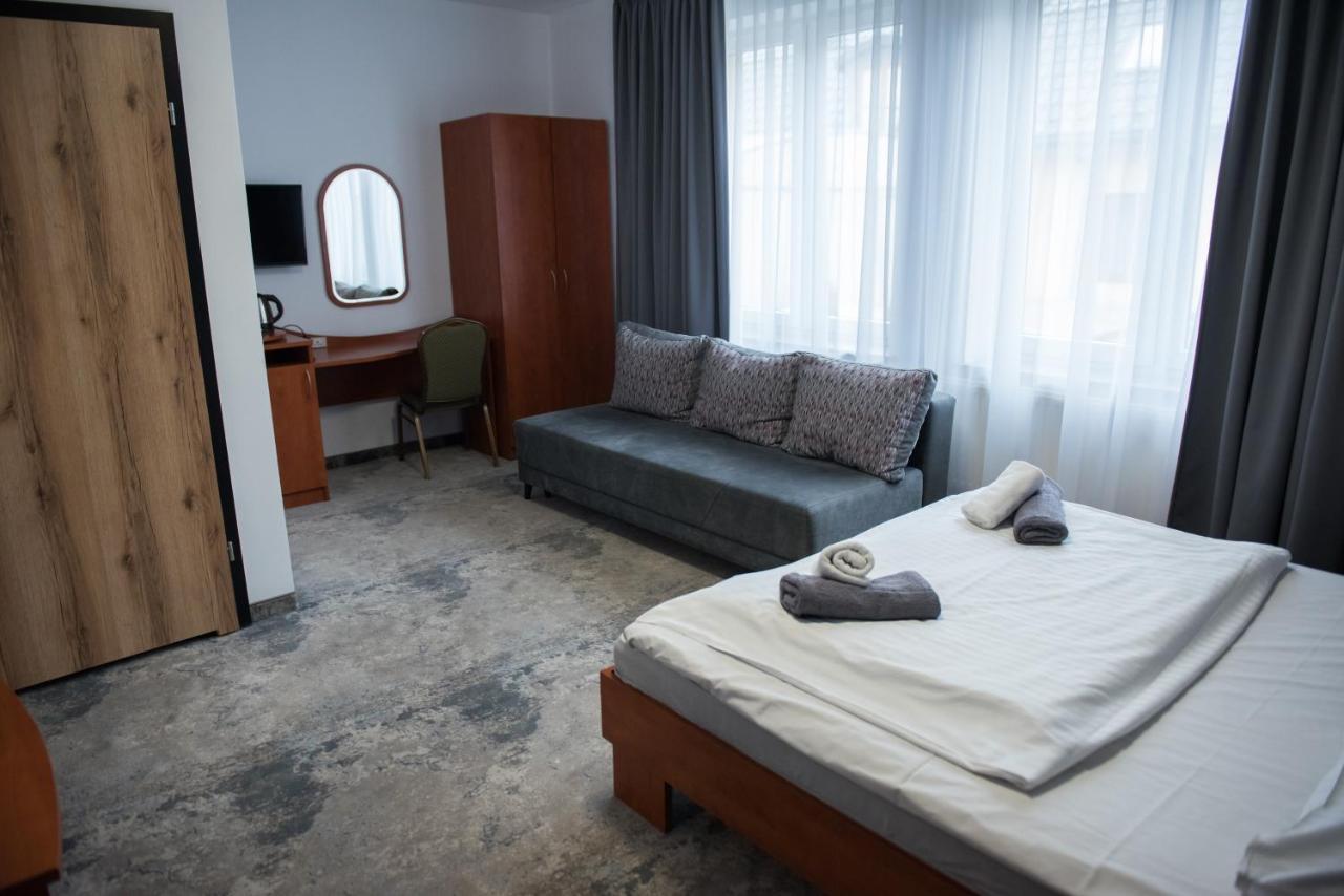 Hotel Paradiso Suchedniów Eksteriør billede