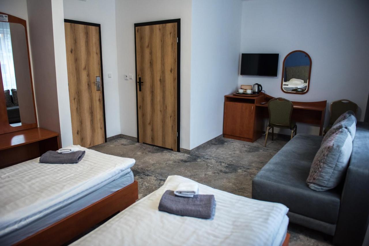 Hotel Paradiso Suchedniów Eksteriør billede