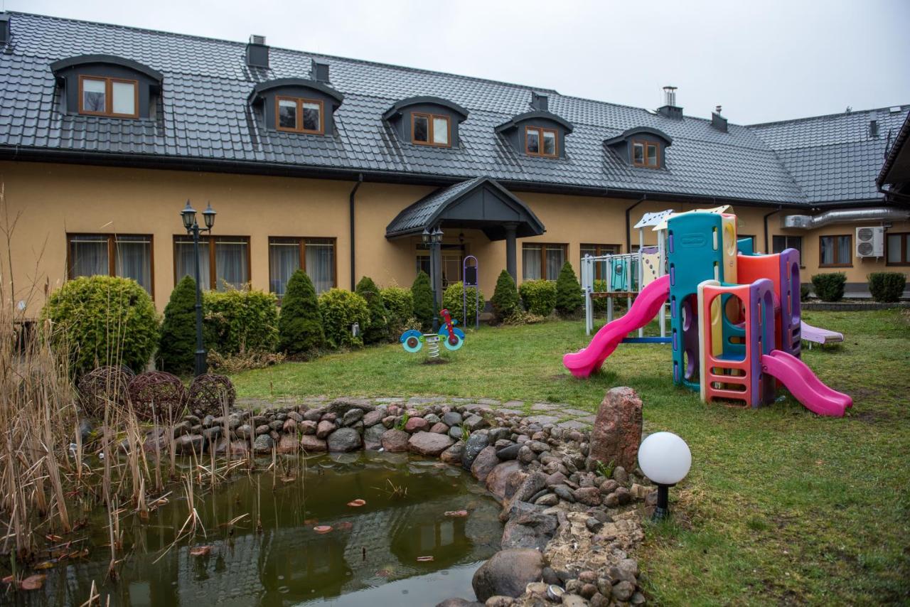 Hotel Paradiso Suchedniów Eksteriør billede