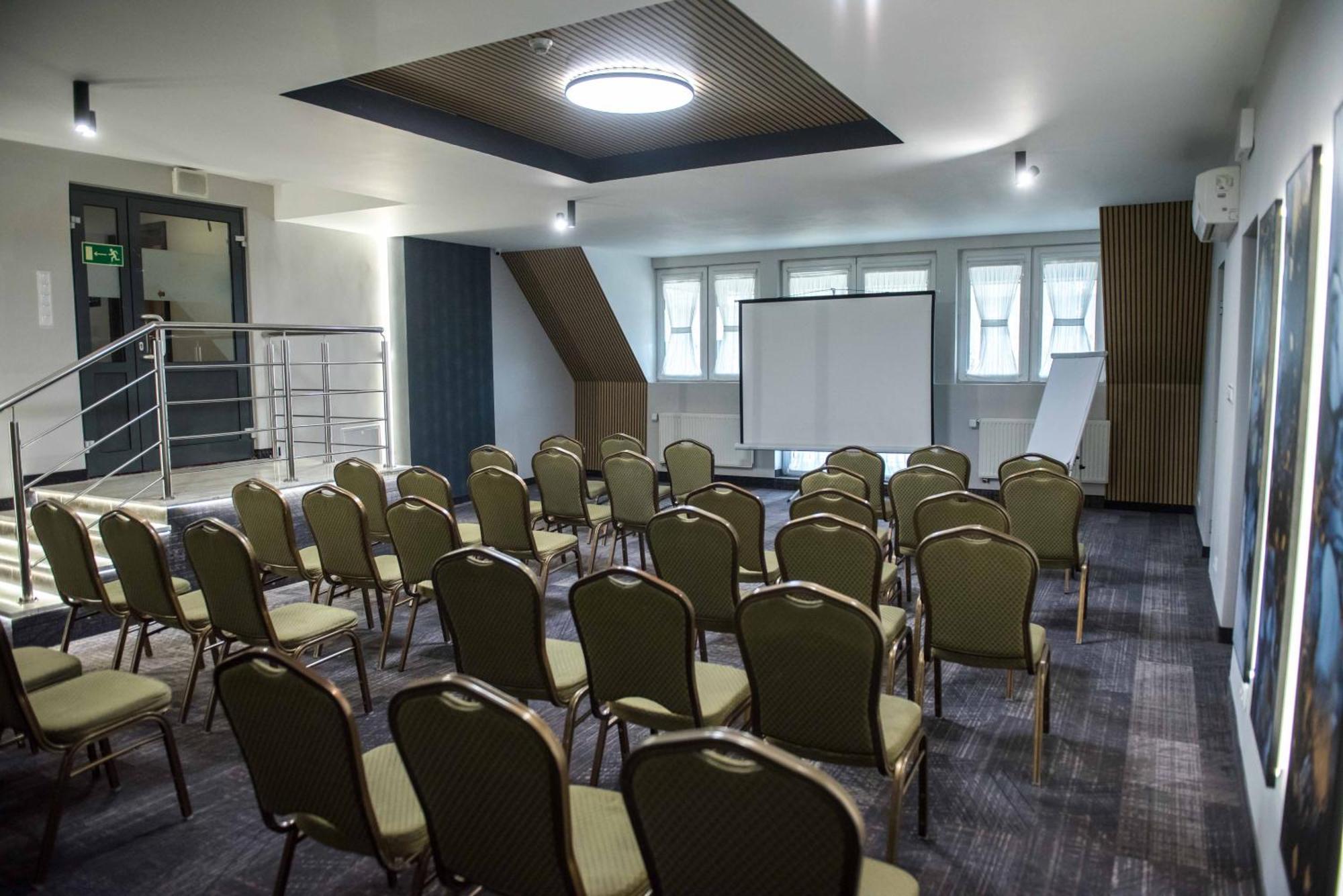 Hotel Paradiso Suchedniów Eksteriør billede