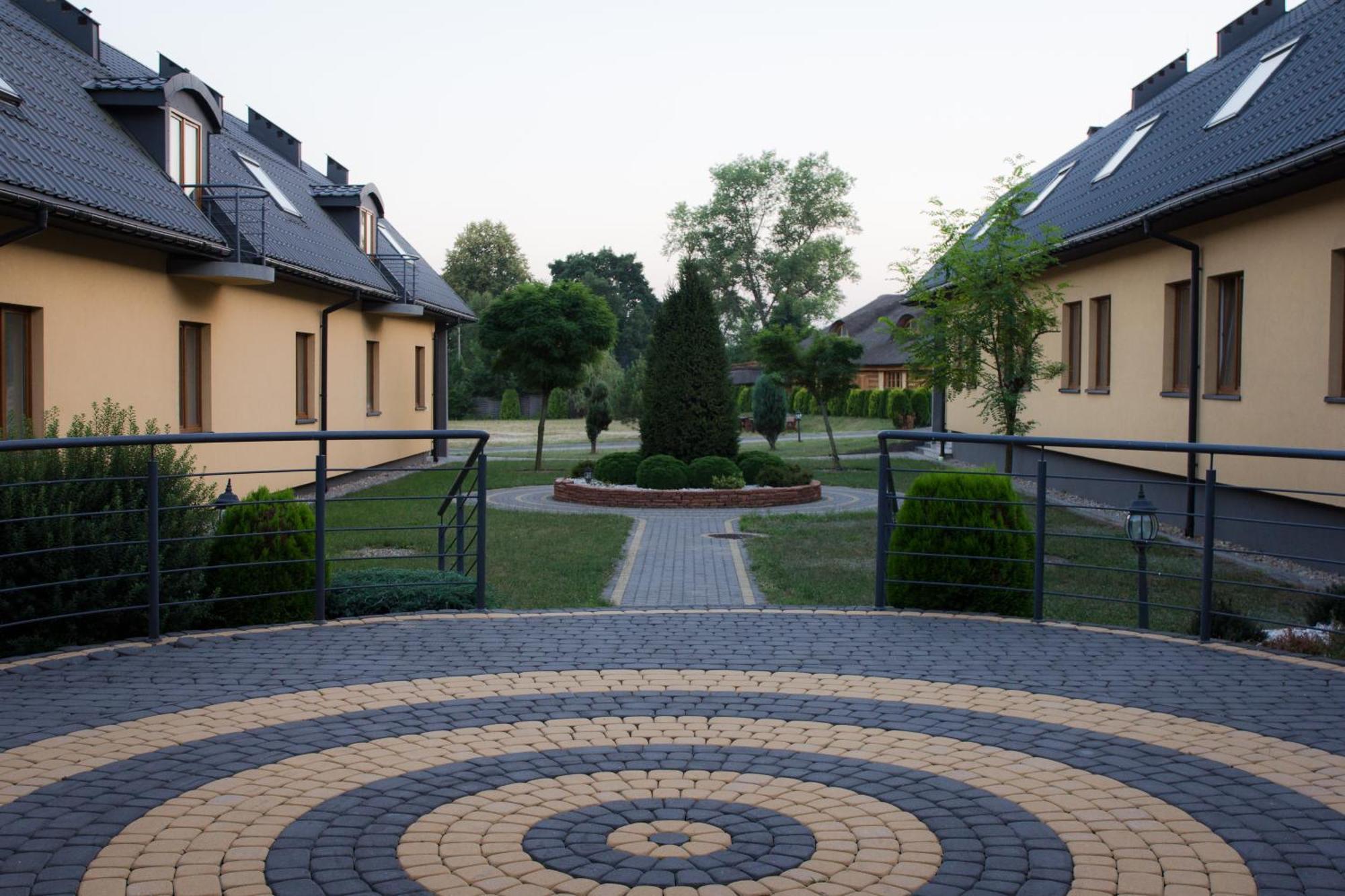 Hotel Paradiso Suchedniów Eksteriør billede